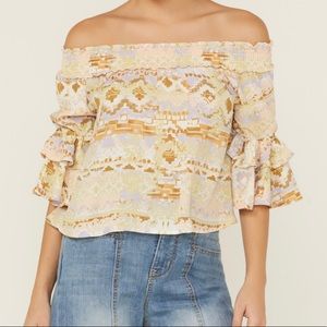 Shyanne off the shoulder top